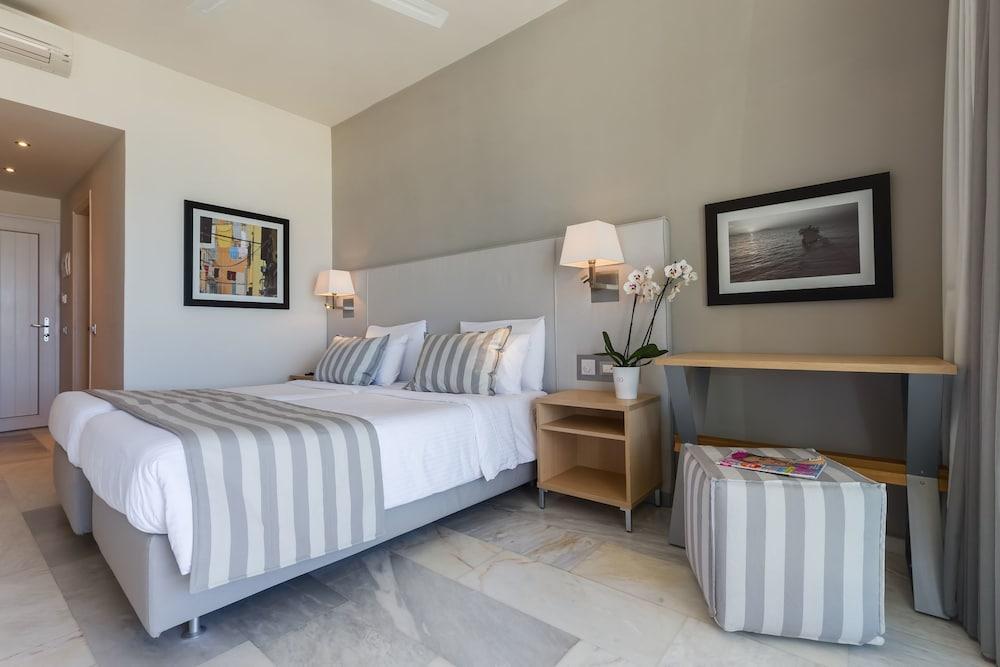 Beis Beach Hotel Acharavi  Eksteriør billede
